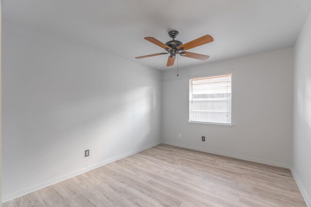 3906 Antoine Dr, Houston, TX 77092 - empty room featuring light wood-type flooring and a ceiling fan
