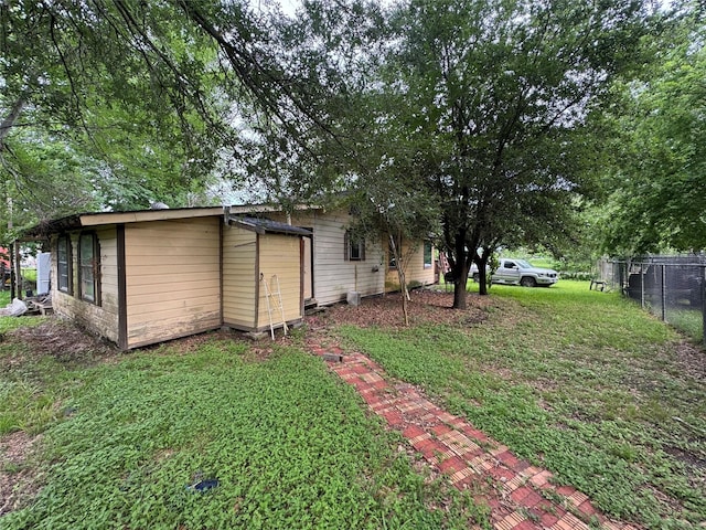 8309 Green River Dr, Houston, TX 77028 - photo 5