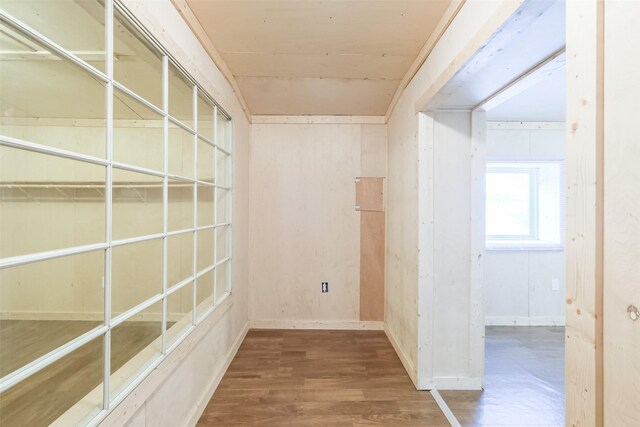 7528 Gainesville St, Houston, TX 77020 - unfurnished room featuring wood finished floors