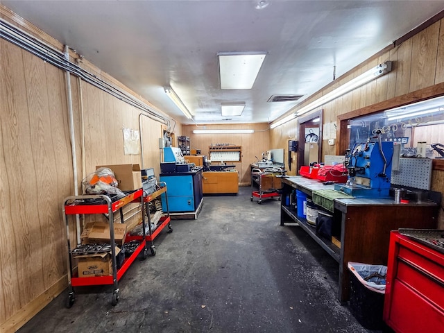 7528 Gainesville St, Houston, TX 77020 - view of storage room