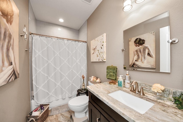 22819 Jetty Manor Ln, Spring, TX 77373 - full bath featuring vanity and a shower with curtain