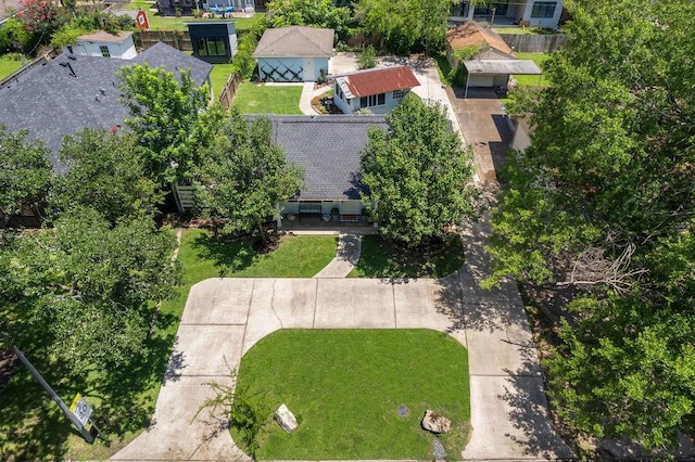 1726 Saxon Dr, Houston, TX 77018 - aerial view of property and surrounding area