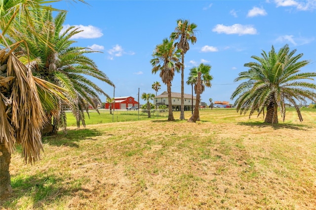 314 Oyster St, Surfside Beach, TX 77541 - view of yard