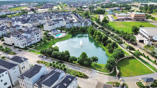 861 Dunleigh Meadows Ln, Houston, TX 77055 - aerial view of a large body of water