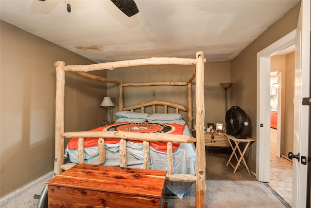 516 W Mimosa St, Angleton, TX 77515 - bedroom featuring ceiling fan and carpet