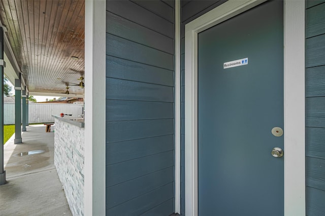 12206 Green Glade Dr, Houston, TX 77099 - entrance to property