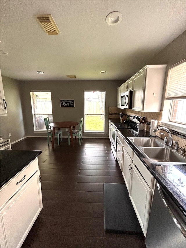 4905 Archway Dr, La Porte, TX 77571 - photo 4