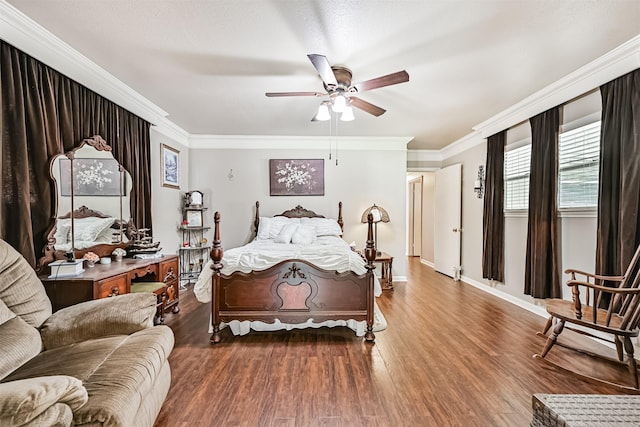 114 Wyndwood Dr, Seabrook, TX 77586 - bedroom featuring wood finished floors, crown molding, and a ceiling fan