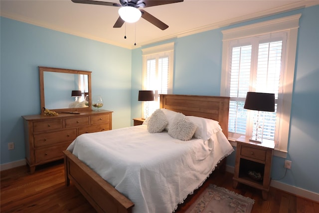 212 Greenwood St, Houston, TX 77011 - bedroom with wood finished floors, crown molding, and ceiling fan