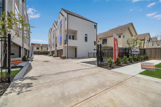 3911D Tulane St, Houston, TX 77018 - view of road with a residential view