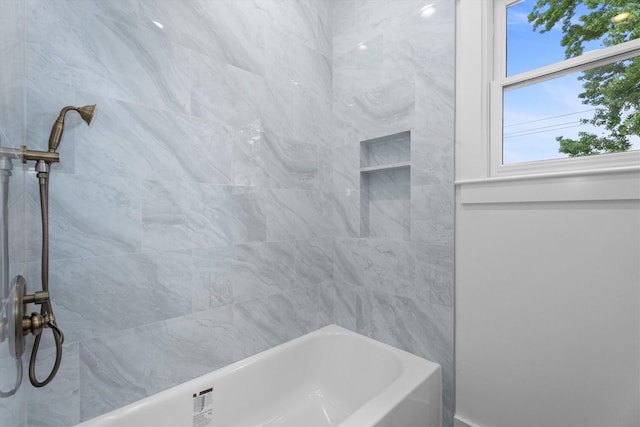 1543 Columbia St, Houston, TX 77008 - full bathroom with bathtub / shower combination