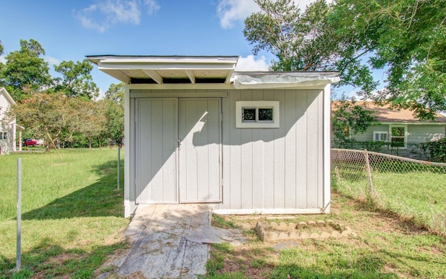 810 Roosevelt St, Sealy, TX 77474 - view of shed