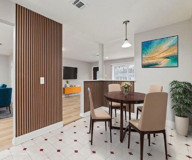 4517 W 43rd St, Houston, TX 77092 - dining room featuring light flooring and baseboards