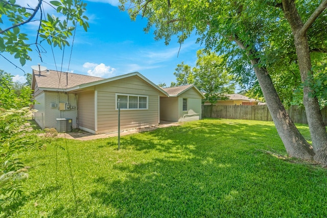 4517 W 43rd St, Houston, TX 77092 - back of house featuring a shingled roof