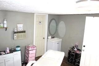 5923 Pine Needle Ln, Pasadena, TX 77505 - view of bedroom