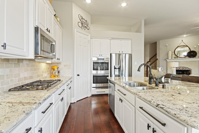 8307 Floating Heart Ct, Conroe, TX 77385 - photo 12