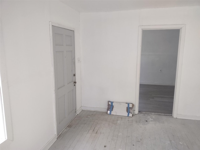 3950 Scranton St, Beaumont, TX 77703 - unfurnished room with hardwood / wood-style floors and baseboards