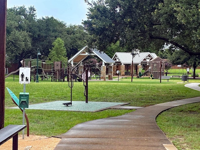 9630 W Withers Way Cir, Houston, TX 77065