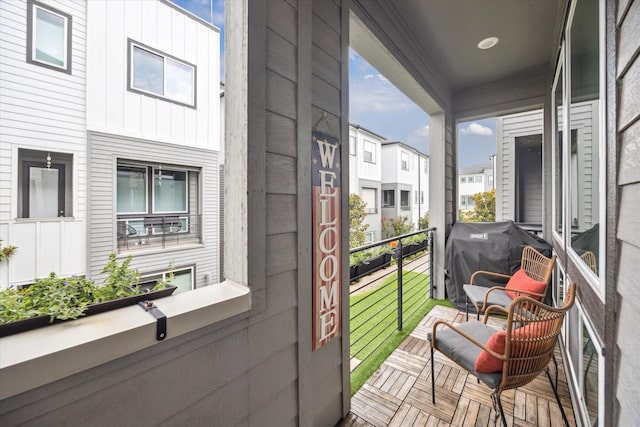 1050 Timbergrove Yards Ln, Houston, TX 77008 - balcony with grilling area