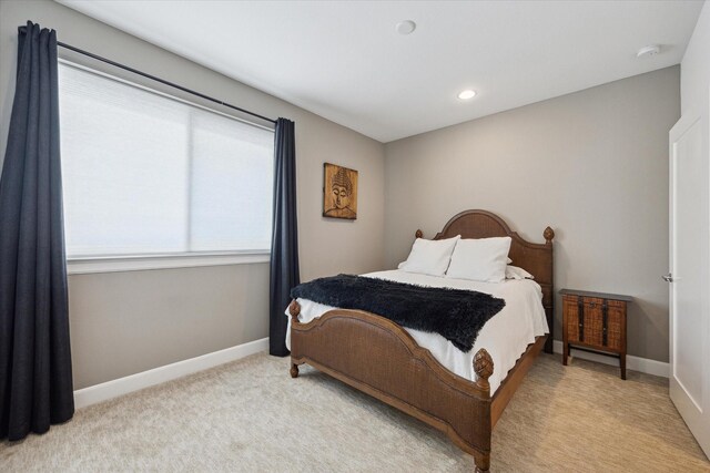 1050 Timbergrove Yards Ln, Houston, TX 77008 - carpeted bedroom featuring baseboards and recessed lighting
