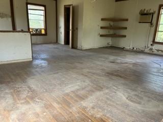 207 Joe Cole Ln, Smithville, TX 78957