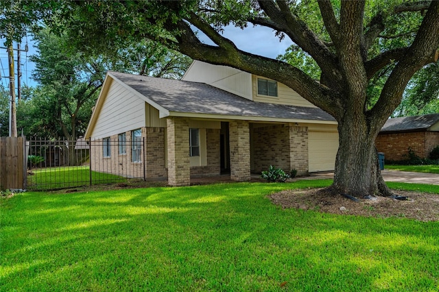 6507 Desert Rose Ln, Houston, TX 77086 - view of front of home featuring brick siding and an attached garage