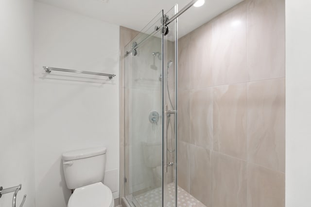 2001 Holcombe Blvd Unit 2305, Houston, TX 77030 - full bath featuring toilet and a shower stall
