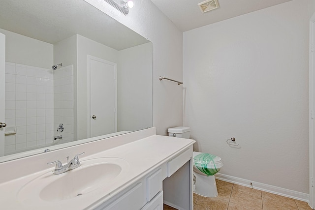 9614 Summer Laurel Ln, Houston, TX 77088 - bathroom with vanity and tile patterned flooring