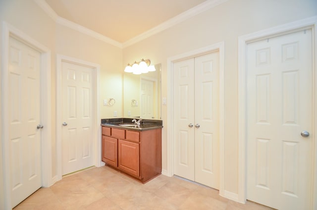 11611 Royal Oaks Vw, Houston, TX 77082 - bathroom featuring ornamental molding, vanity, and tile patterned floors