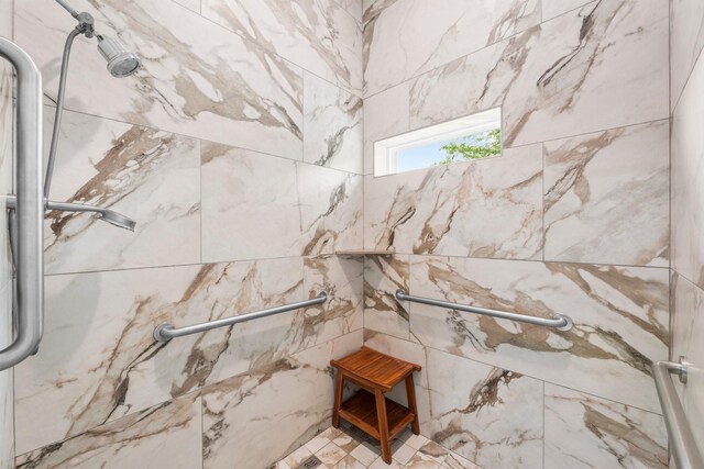 43 Windmill Dr, Hempstead, TX 77445 - bathroom view of tiled shower