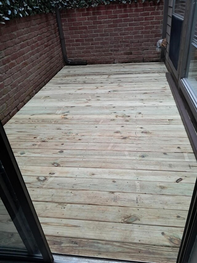 7447 Cambridge St Unit 8, Houston, TX 77054 - view of wooden deck