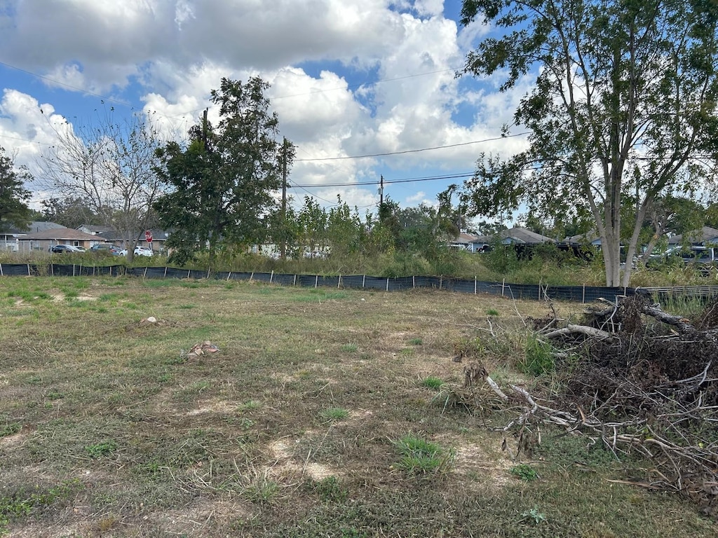 2910 Christie St, Houston, TX 77026