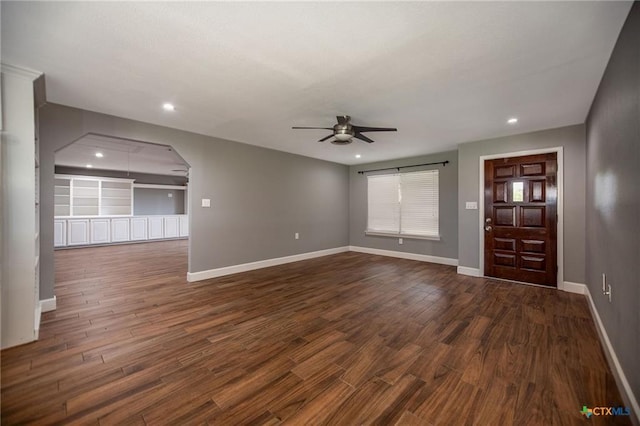 248 Park Rd, Port Lavaca, TX 77979 - foyer with ceiling fan, dark wood-style flooring, and recessed lighting