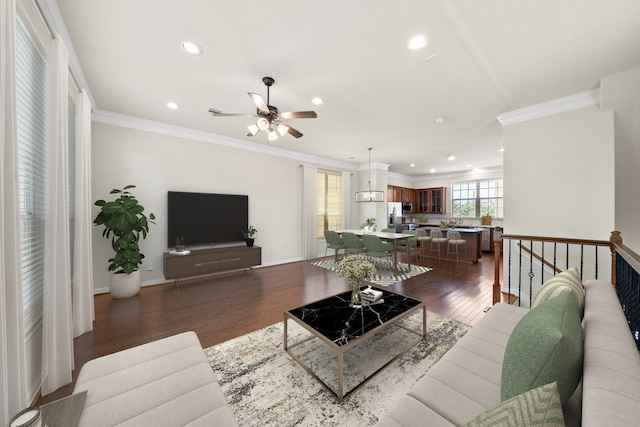 878 Fisher St, Houston, TX 77018 - living area featuring recessed lighting, wood finished floors, crown molding, and a ceiling fan