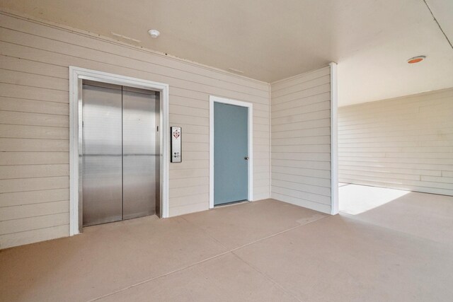 12800 Melville Dr Unit B207, Montgomery, TX 77356 - view of patio / terrace with elevator