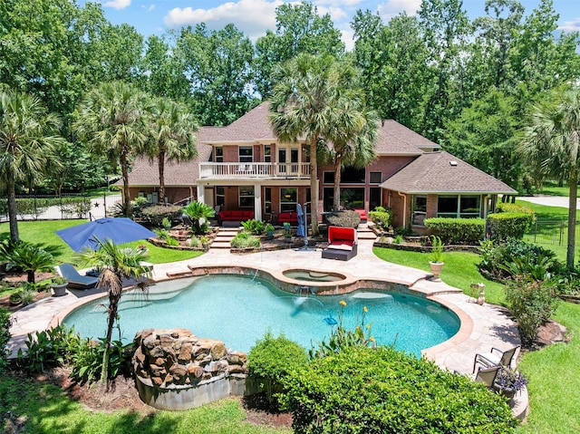 37703 Edgewater Dr, Pinehurst, TX 77362 - view of pool featuring a patio and a pool with connected hot tub