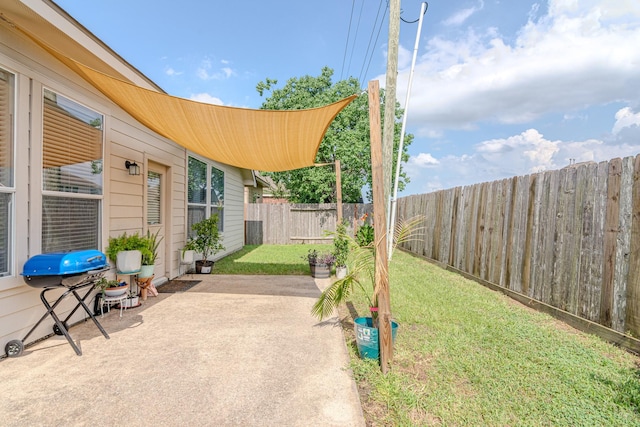 2954 Smokey Forest Ln, Spring, TX 77386 - fenced backyard with a patio