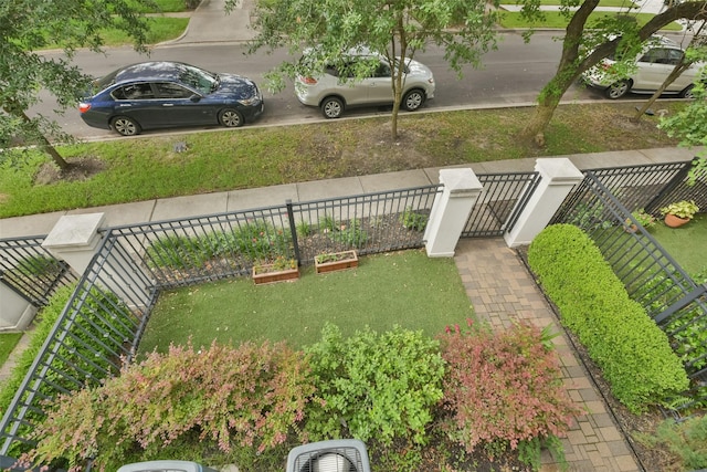 3937 Law St, Houston, TX 77005 - view of fenced yard