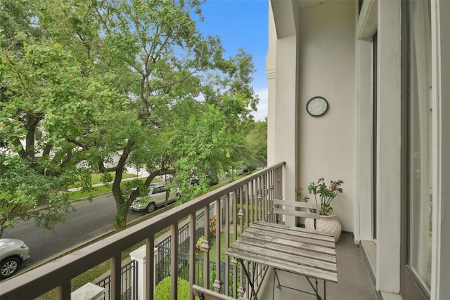 3937 Law St, Houston, TX 77005 - view of balcony