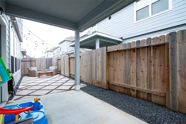 22118 Great Royal Ln, Houston, TX 77073 - view of patio / terrace