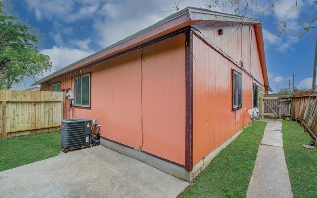 12015 Tambourine Dr, Houston, TX 77477 - photo 21