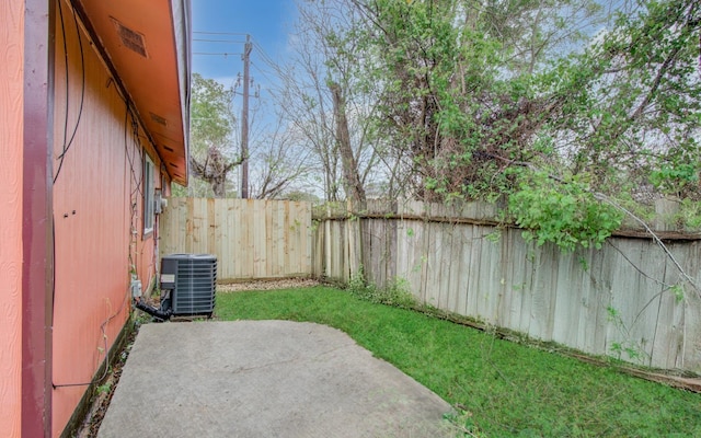 12015 Tambourine Dr, Houston, TX 77477 - photo 25