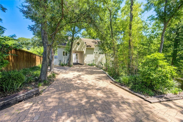 1121 Lashbrook Dr, Houston, TX 77077 - view of front of property