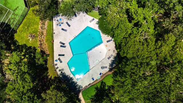 1121 Lashbrook Dr, Houston, TX 77077 - drone / aerial view of a pool