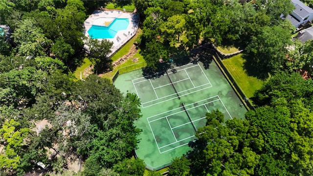 1121 Lashbrook Dr, Houston, TX 77077 - drone / aerial view of a pool