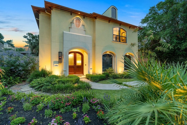 38 Hackberry Ln, Houston, TX 77027 - view of front facade featuring stucco siding