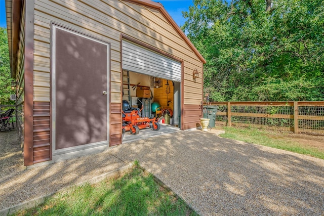 17817 Ranch House Rd, College Station, TX 77845 - view of garage