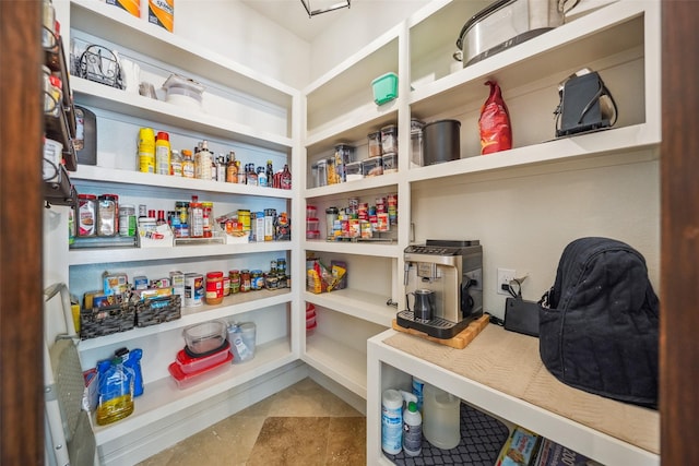 5924 Oak Leaf Ct, Conroe, TX 77304 - view of storage area