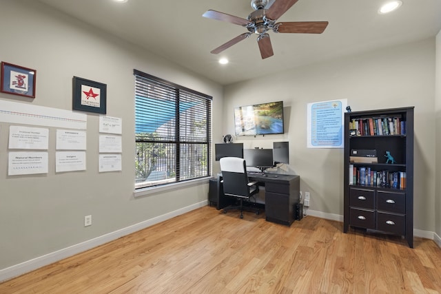 5122 Lillian St, Houston, TX 77007 - home office featuring wood finished floors, a ceiling fan, and recessed lighting