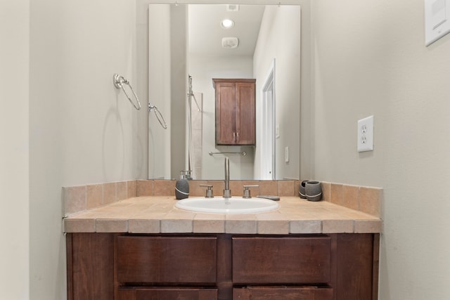 5122 Lillian St, Houston, TX 77007 - bathroom featuring vanity
